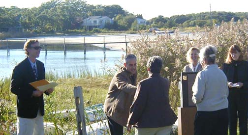 State Officials hand out Buzzards Bay 2004 Mini-grants